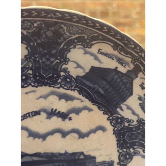 Vintage cobalt Souvenir Boston MA State House olde blue plate co Flowe Scalloped - Picture 3 of 11